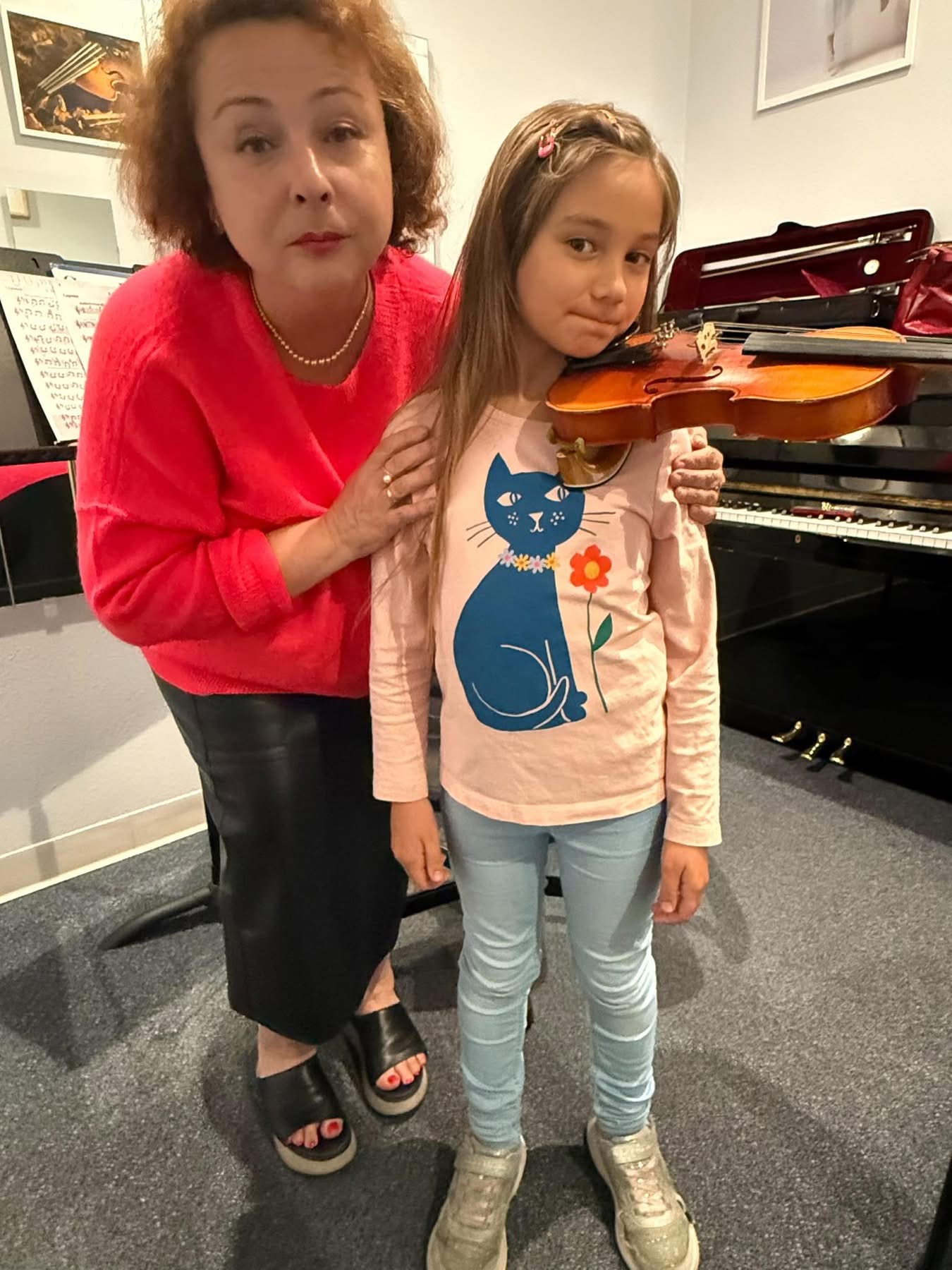 Violin lesson in progress